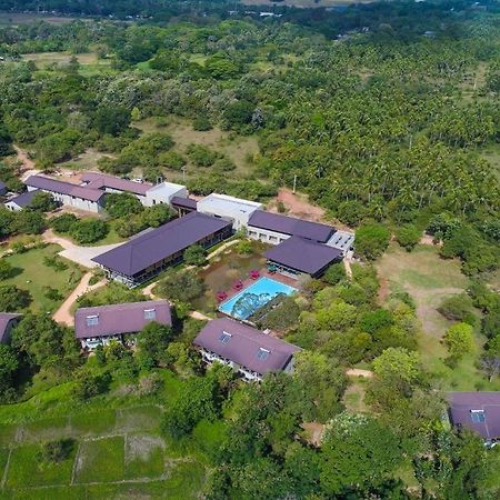 Tropical Life Resort And Spa Dambulla Ngoại thất bức ảnh